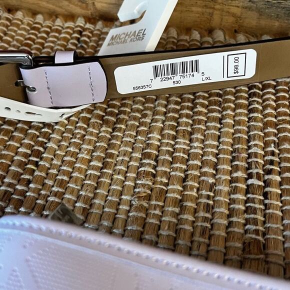 Michael Michael Kors Lavender Belt Bag Size XL - Picture 6 of 8